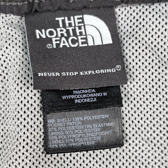 the North Face Black Lined Belted Hiking Shorts Sz XL - Picture 3 of 6
